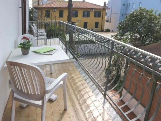 1 Bedroom Apartment with balcony