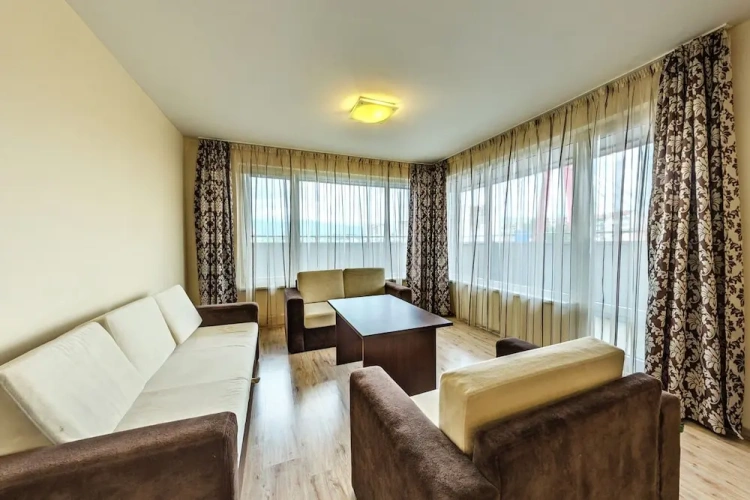 Comfort Sextuple Suite with balcony