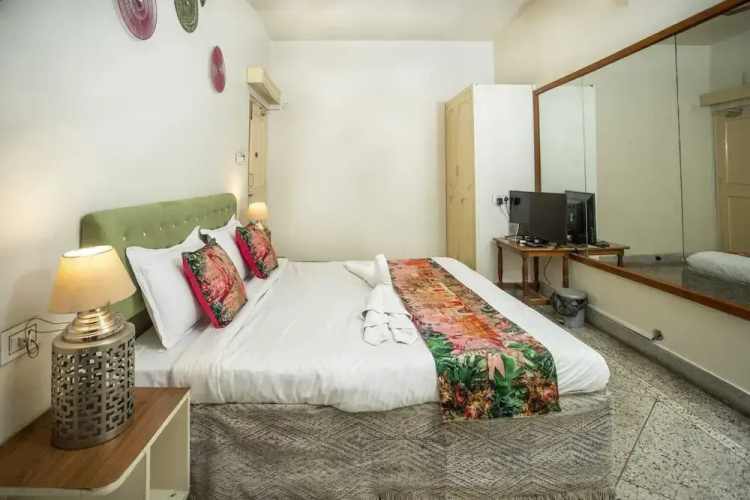Hotel Pink Palace