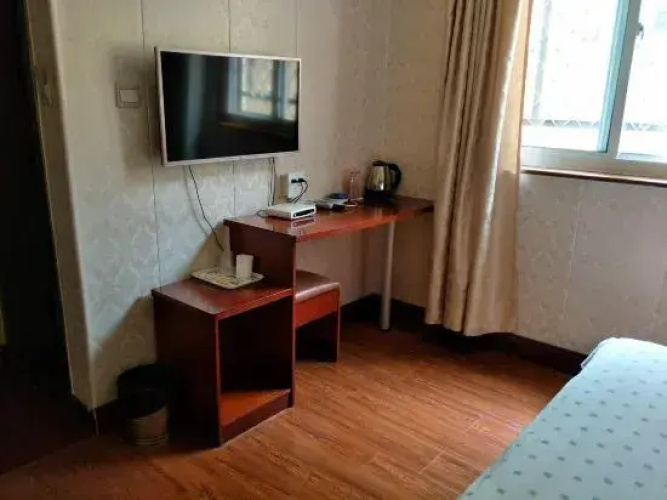 Huguang Hostel