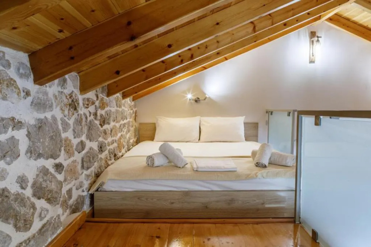 Adrian'S Luxury Apartments 2