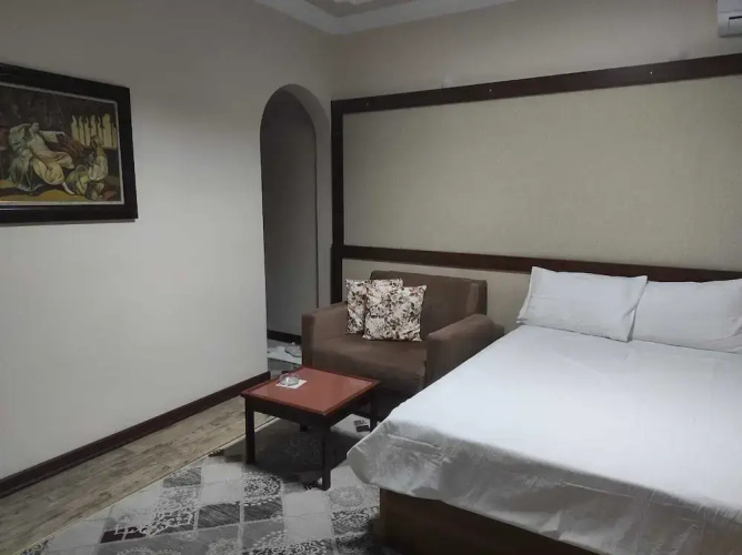 Bolat Hotel