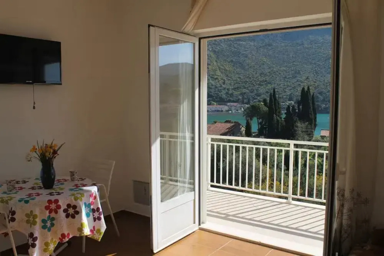 Apartments Doko Zaton Bay