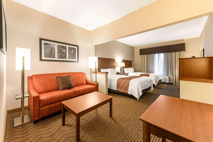 Quality Inn & Suites University Fort Collins