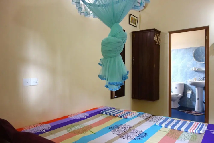 Manel Guesthouse