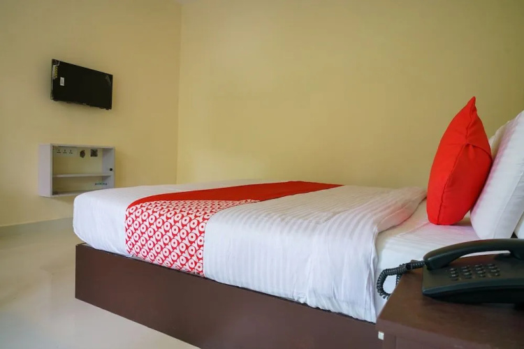 OYO 22426 Manha Residency