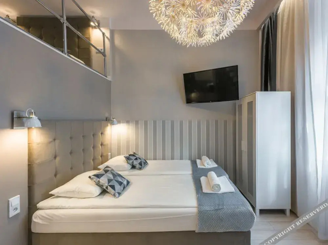 Loretańska Apartments 6