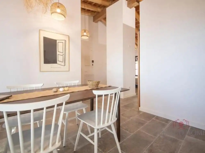 Th56e Apartamentos Murmur la nit