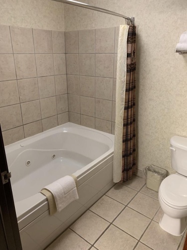 Mitchell Kelly Inn And Suites photo 9