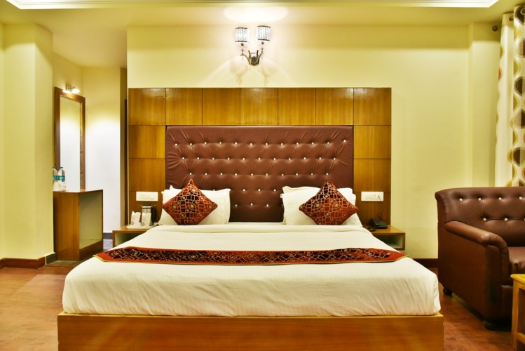 Royal Family Suite