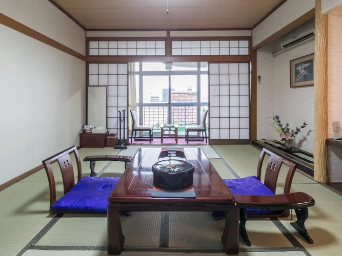 Standard Double room with city view