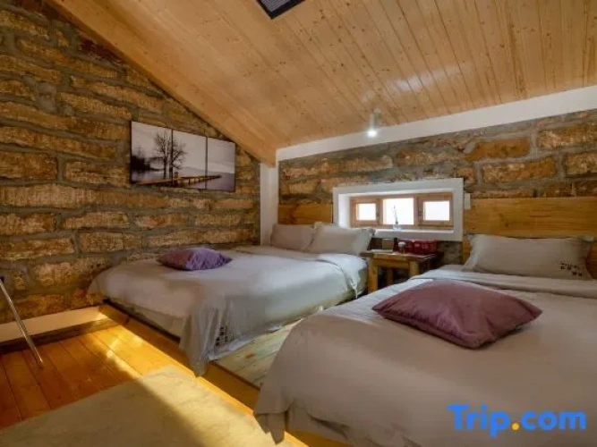 Standard Twin Duplex room