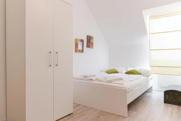 Ideal 2BR - Lovely for Longstays