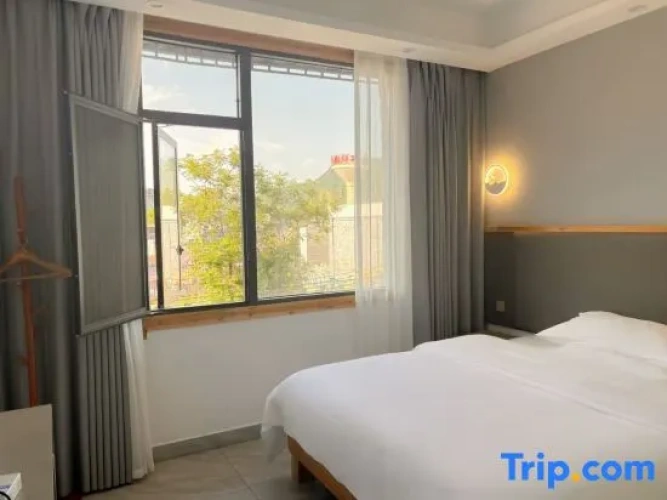 Standard Double room with view