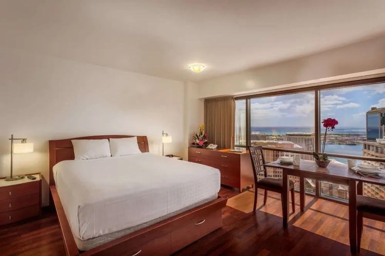 Business Suite with harbour view
