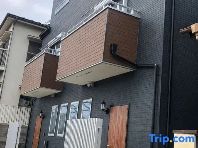 Maisonette Hanazono B