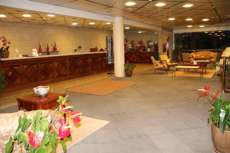 Ocean Gardens Hotel photo 26