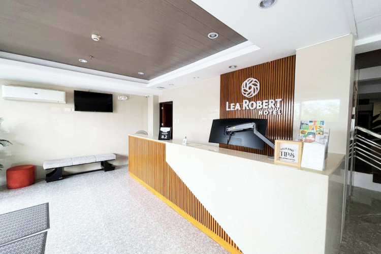 Lea Robert Hotel Angeles City