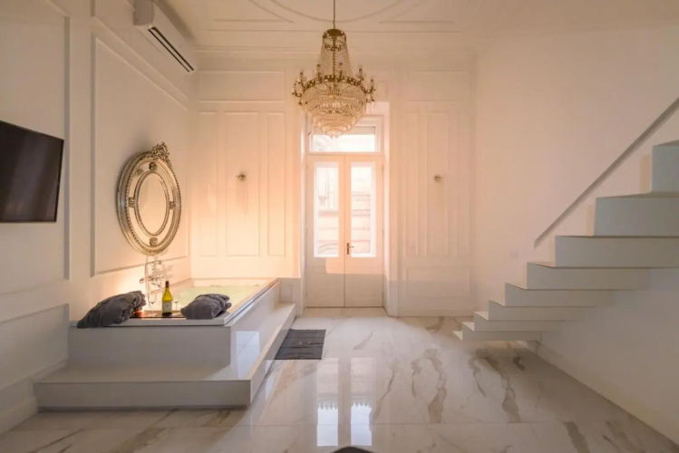 Sinagoga JACUZZI SUITE