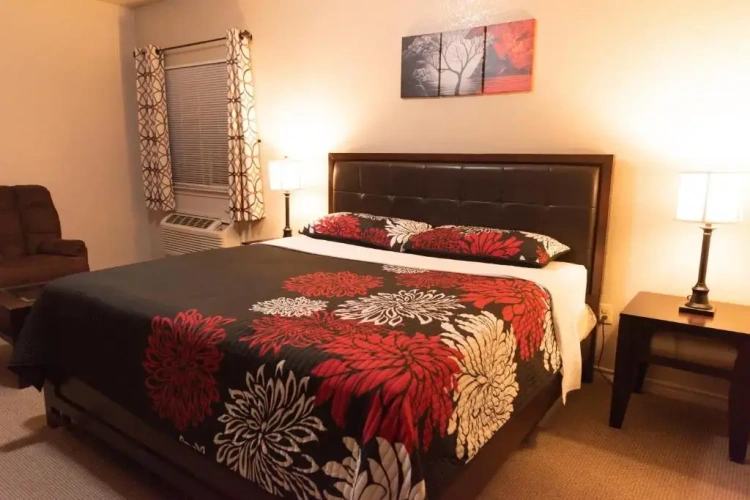 Deluxe Double Suite