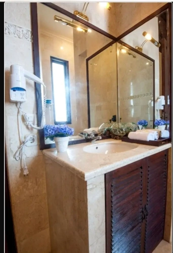 Deluxe Double Suite with balcony