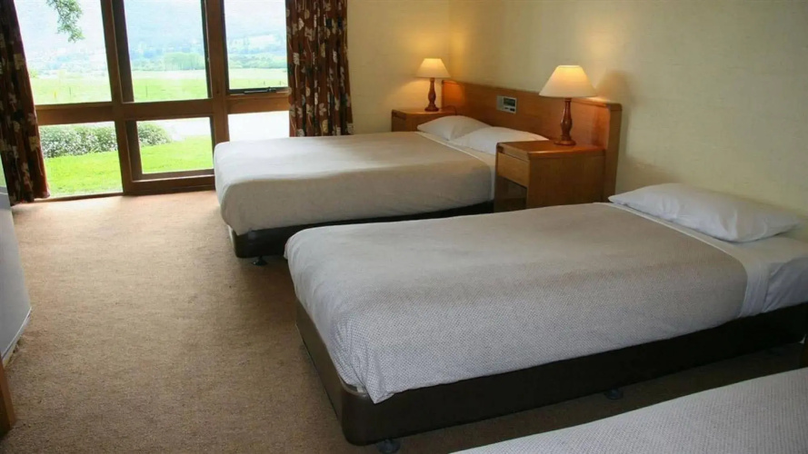 Mountain Creek Motel