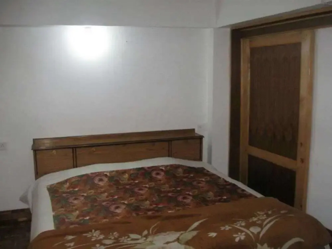 Goroomgo Colonel Cottage Lake View Nainital