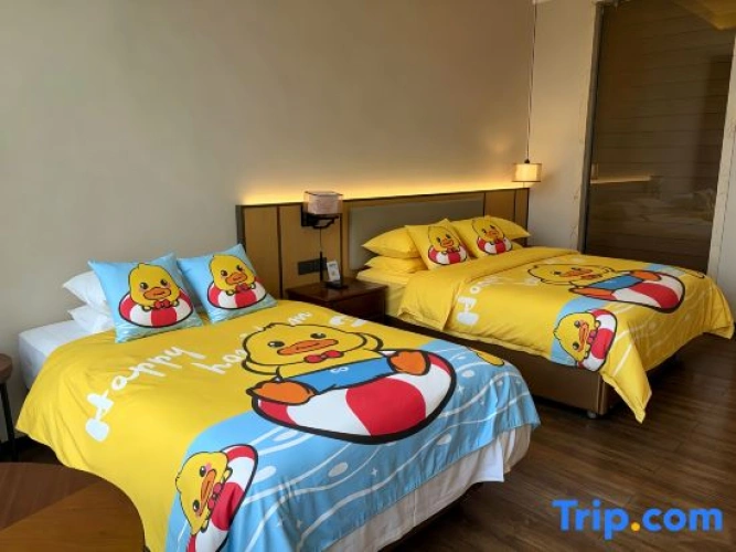 Standard Twin Family room