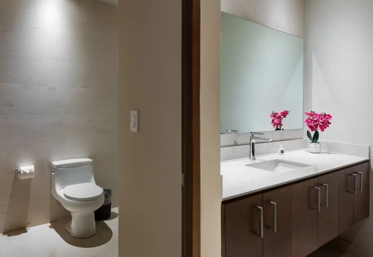 Miranda Condos by Happy Address