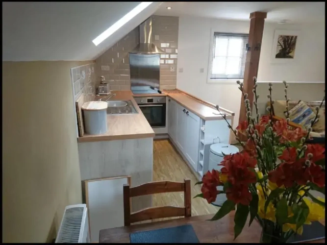 2 Bedrooms Apartment