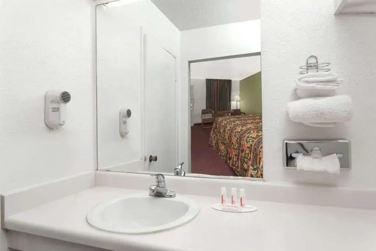 Days Inn San Antonio Lytle