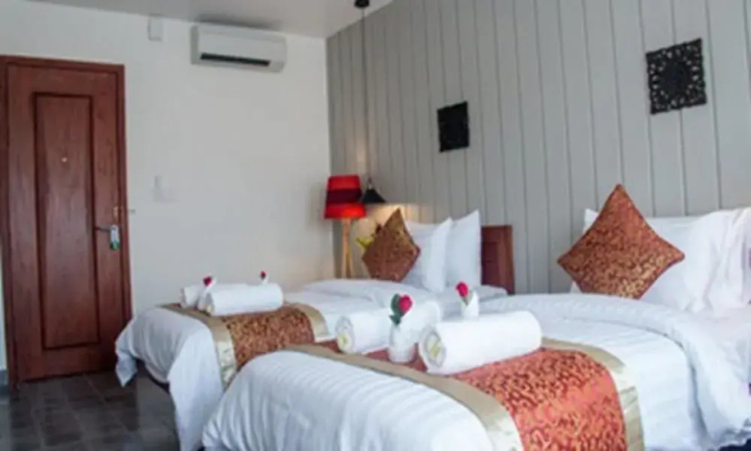 Day Sunrise Hotel