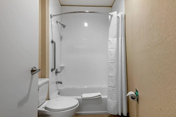 Quadruple Suite