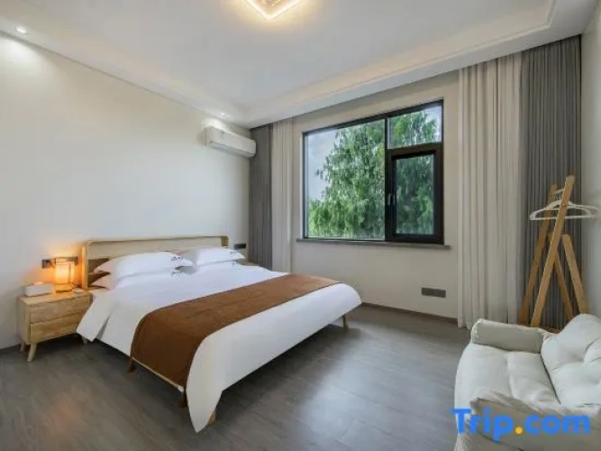 Standard Quadruple room with balcony