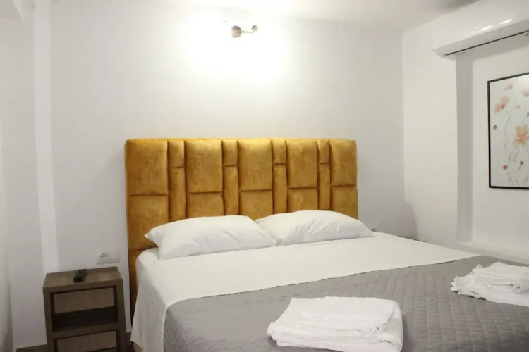 Elite Hotel