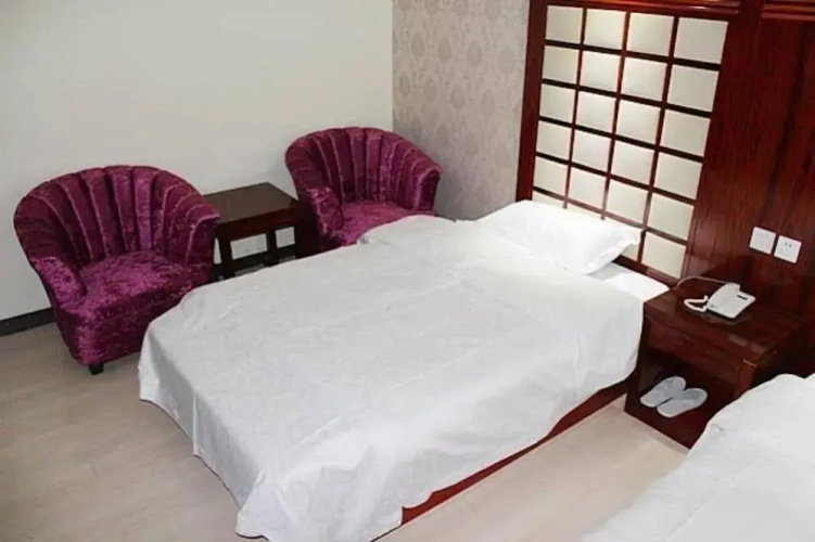 Yijia Express Hotel