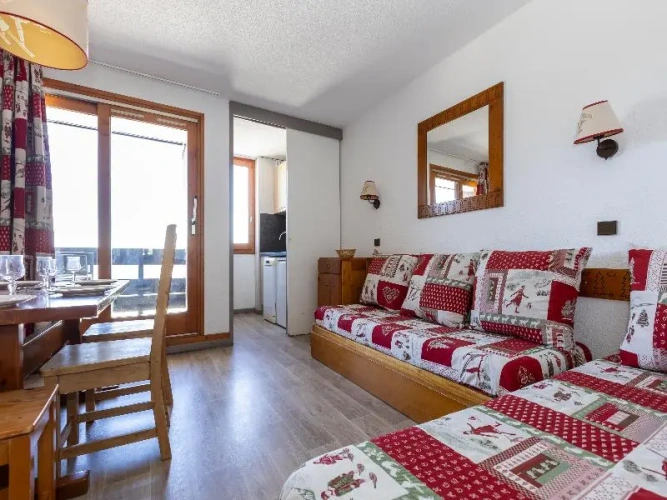 1 Bedroom Quadruple Apartment with balcony