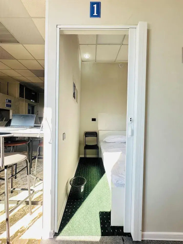 Center Capsule Hotel