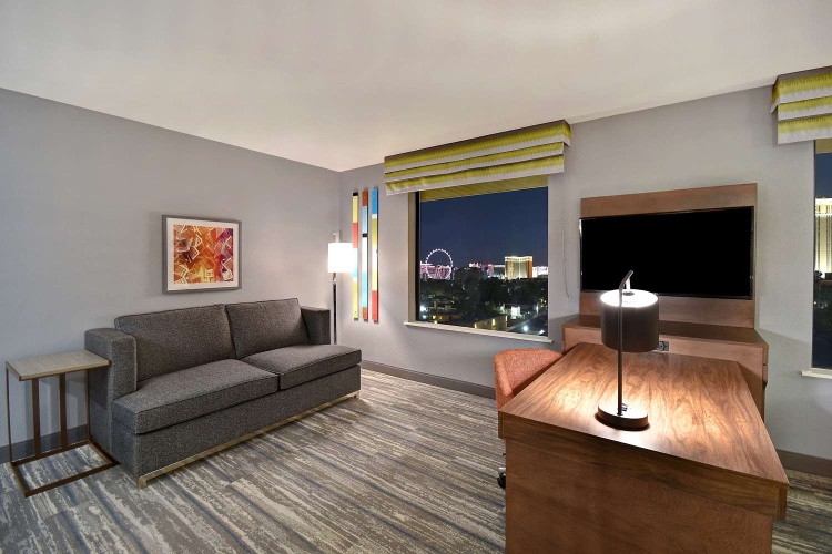 Hampton Inn & Suites Las Vegas Convention Center photo 6