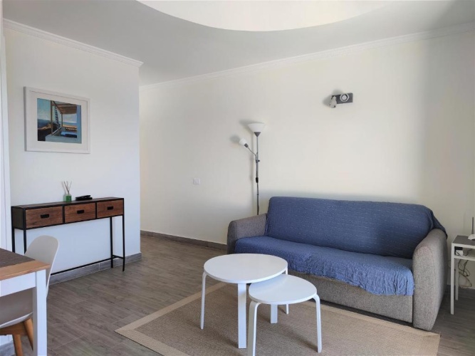 Apartment with sea view