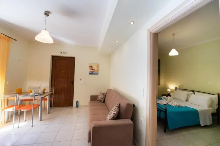 DELPHINUS VILLAS-Villa Nefeli