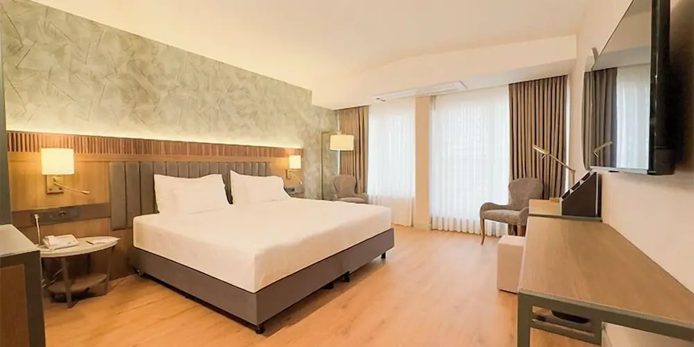 Economy room