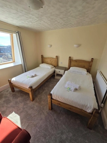 1 Bedroom Standard Twin room with mountain view