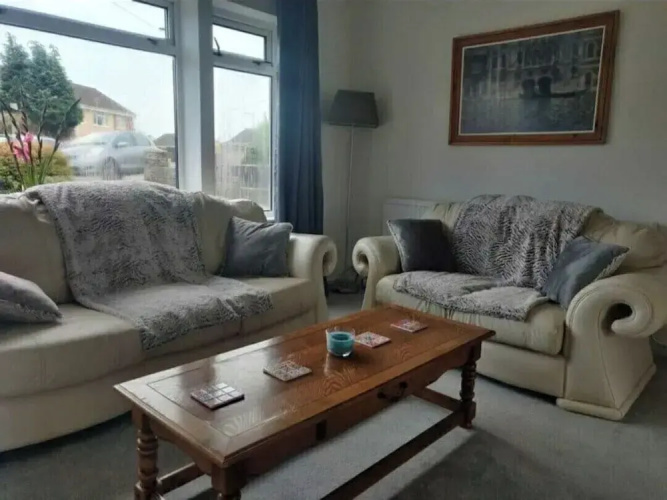4-bedrooms - Perfect for Those Working in Bridgend