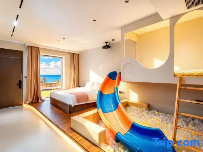 Standard Family room with sea view