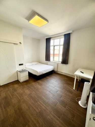 Kayhan Hotel