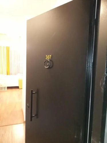 Roshka Apartment 307
