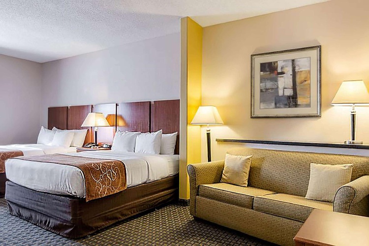 Quadruple Suite