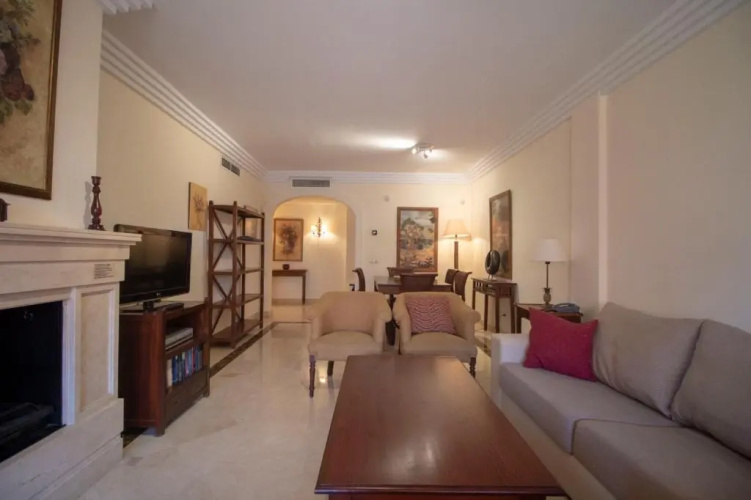 Beautiful apartment in Vasari Puerto Banus