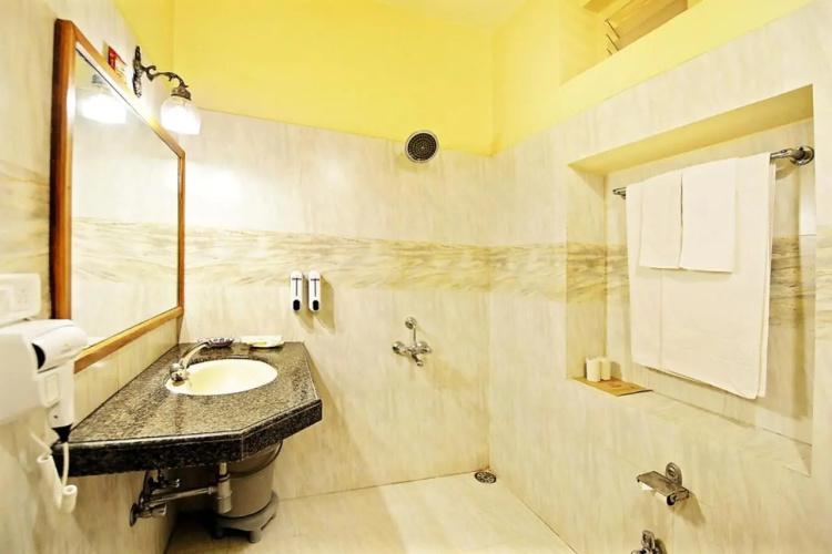 Hotel Chandrawati Palace